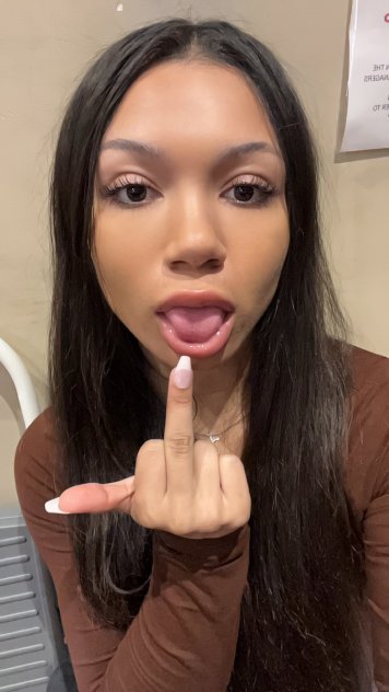 Bianca Sharon