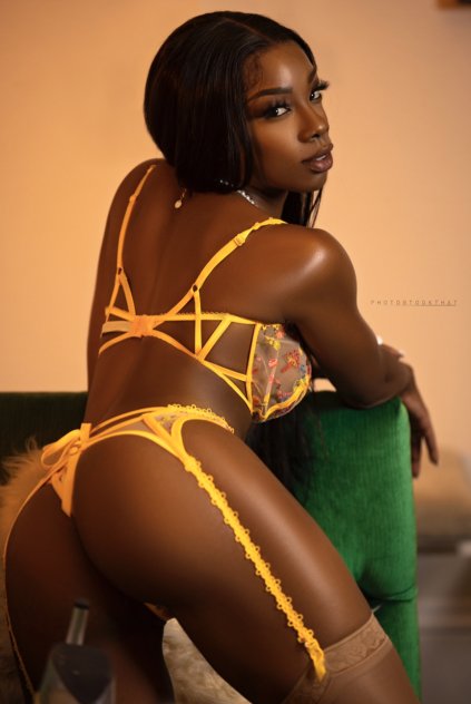 Independent companion Kayla Jones in Reno, Nevada - HoneyAffair