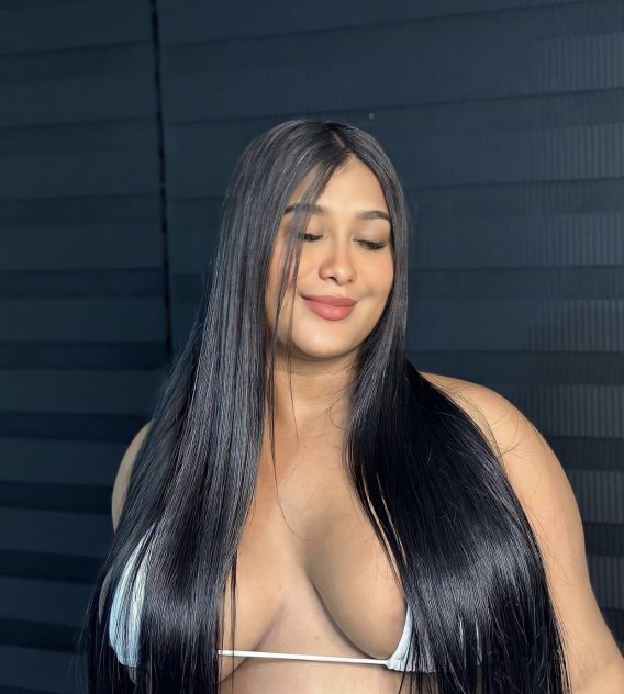 Independent companion Hannah in Boise, Idaho - HoneyAffair