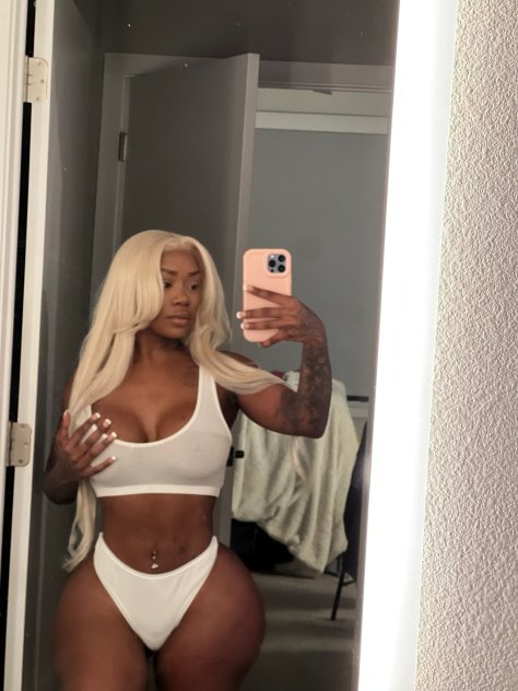 Independent companion Juicy booty in Orlando, Florida - HoneyAffair