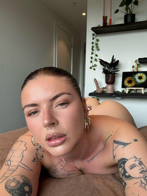 Independent companion Aminzezz in Birmingham, Alabama - HoneyAffair