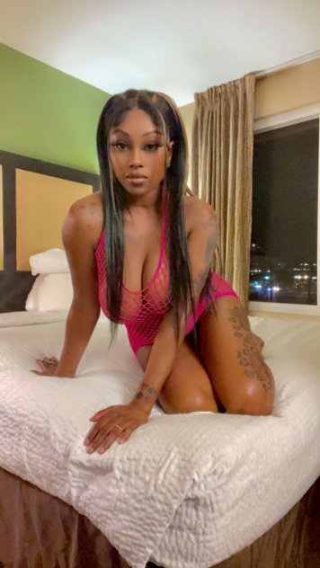 Independent companion crystal in Brooklyn, New York - HoneyAffair