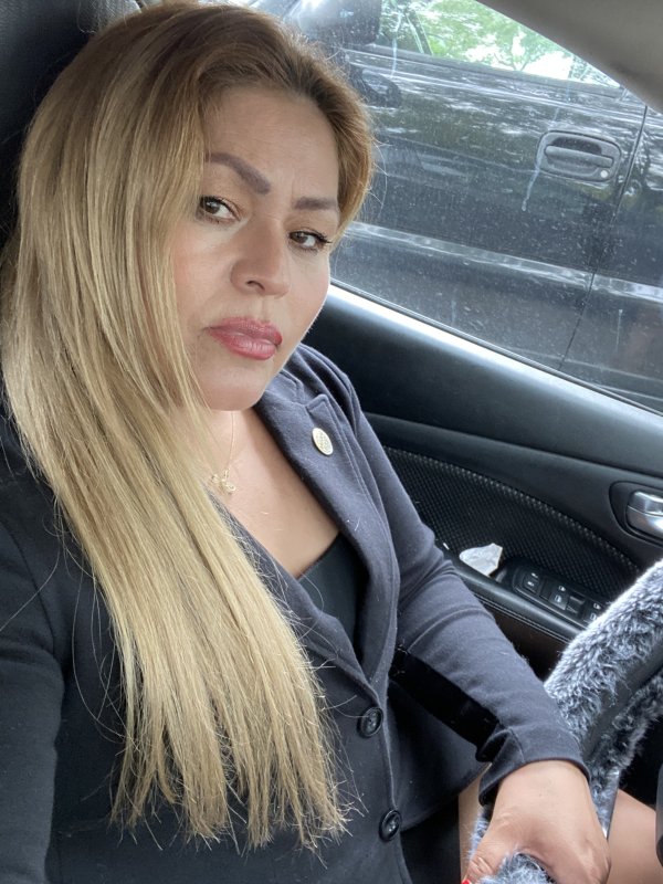 Independent companion Sulma in Fort Myers, Florida - HoneyAffair