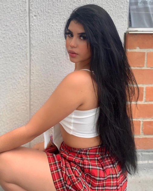 Independent companion Elena in Long Island, New York - HoneyAffair