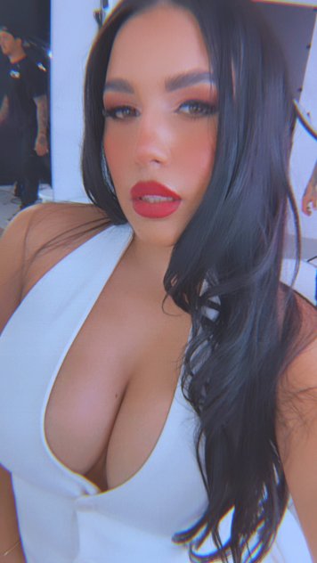 Independent companion Lia in Miami, Florida - HoneyAffair