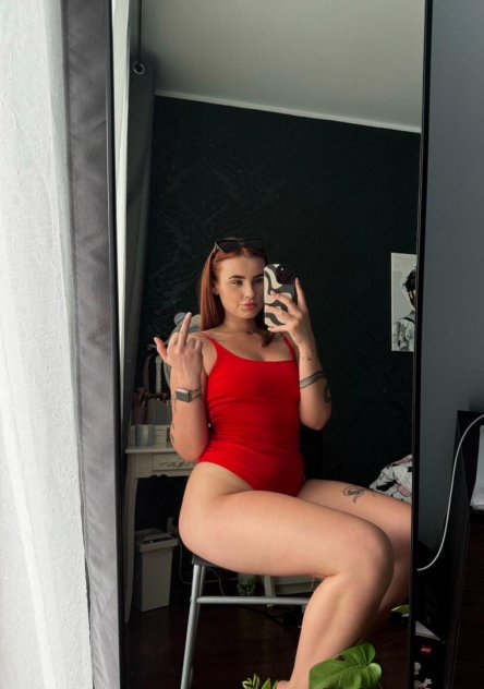 Independent companion Jess in Detroit, Michigan - HoneyAffair