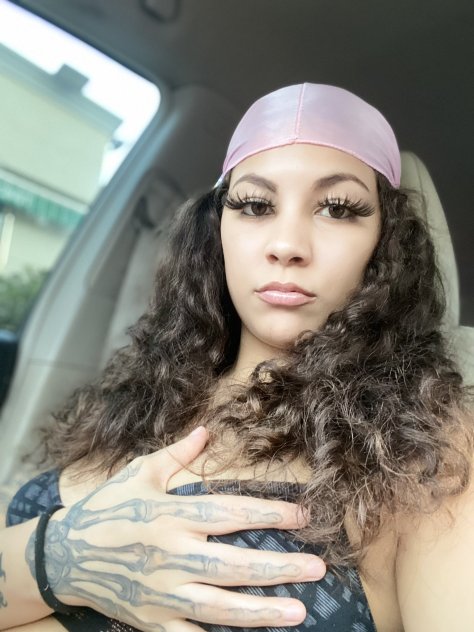 Independent companion Katerina in Omaha, Nebraska - HoneyAffair