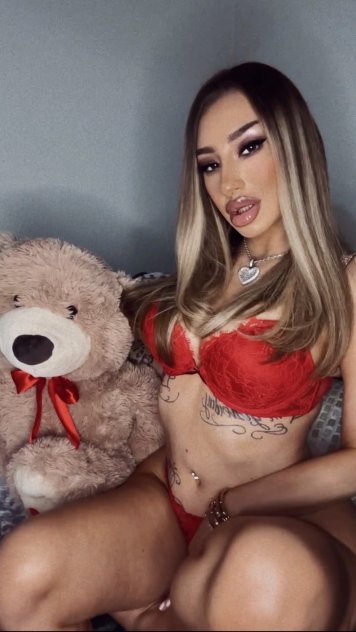 Independent companion NatalieBby_ in Miami, Florida - HoneyAffair