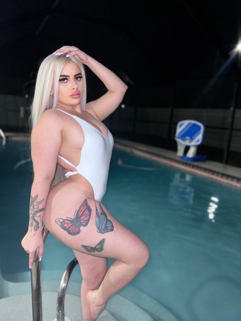 Independent companion BRENDA in Sarasota/Bradenton, Florida - HoneyAffair