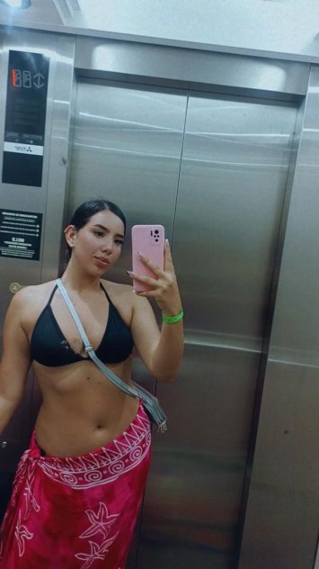 Independent companion Rose in Austin, Texas - HoneyAffair