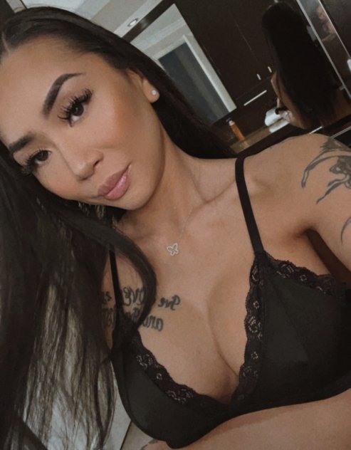 Independent companion Jenny in Central Jersey, New Jersey - HoneyAffair