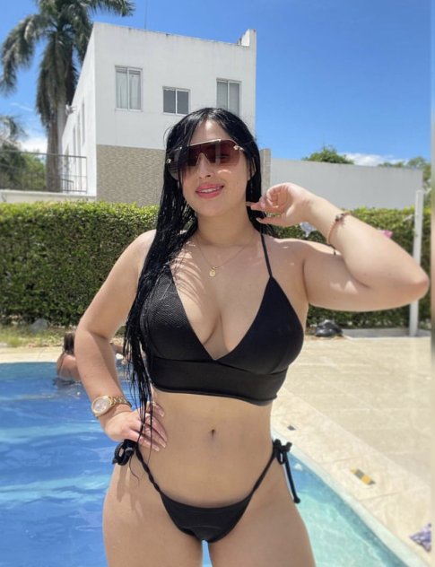 Independent companion Gayle-B in Jacksonville, Florida - HoneyAffair