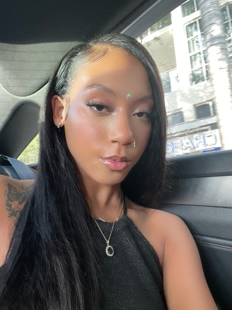 Independent companion Rhaine in Dallas, Texas - HoneyAffair