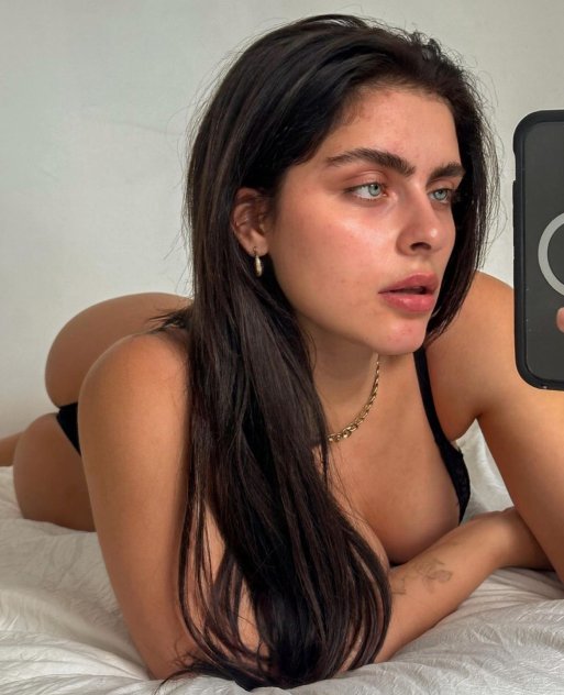 Erica👅🥵