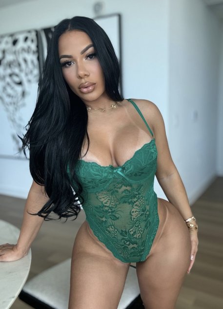 Independent companion Samantha in Miami, Florida - HoneyAffair