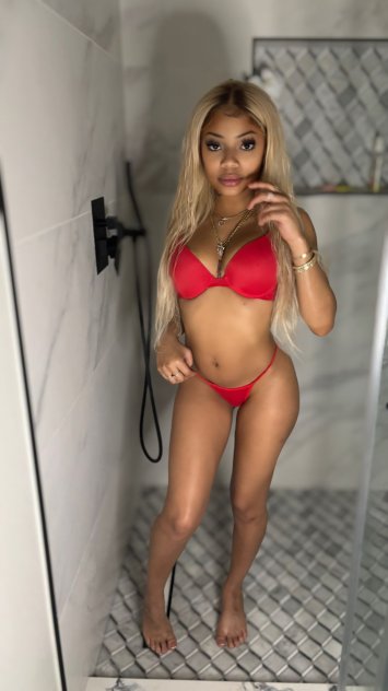 Independent companion Amiri in Fort Lauderdale, Florida - HoneyAffair