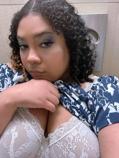 Independent companion  in Brooklyn, New York - HoneyAffair