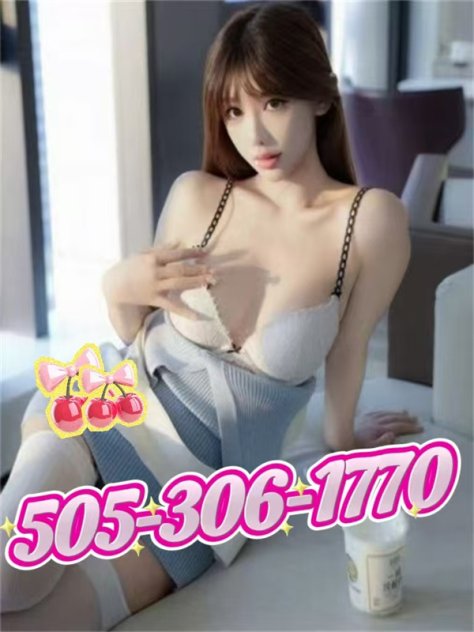 Independent companion  in Albuquerque, New Mexico - HoneyAffair