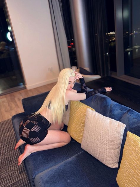 Independent companion Luna in Chicago, Illinois - HoneyAffair