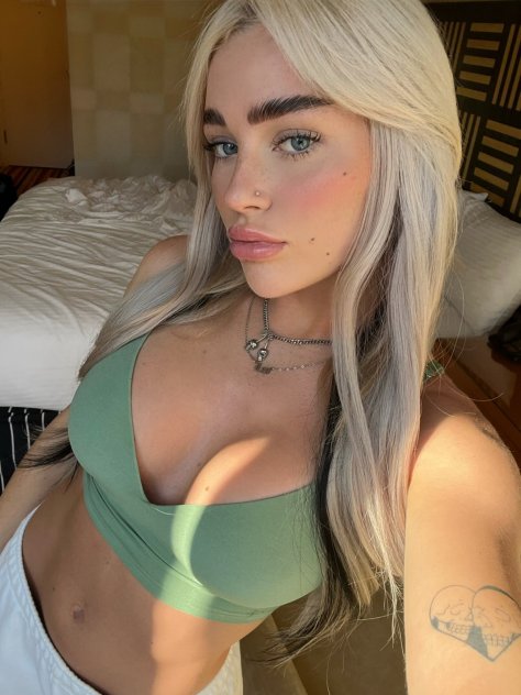 Tina🥰😍