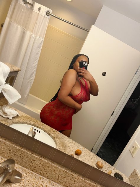Independent companion Marie Nicole in Lynchburg, Virginia - HoneyAffair