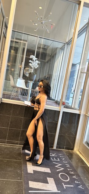 Independent companion Ninaa in Dallas, Texas - HoneyAffair