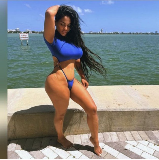 Independent companion 🍭 caramelos in Naples, Florida - HoneyAffair