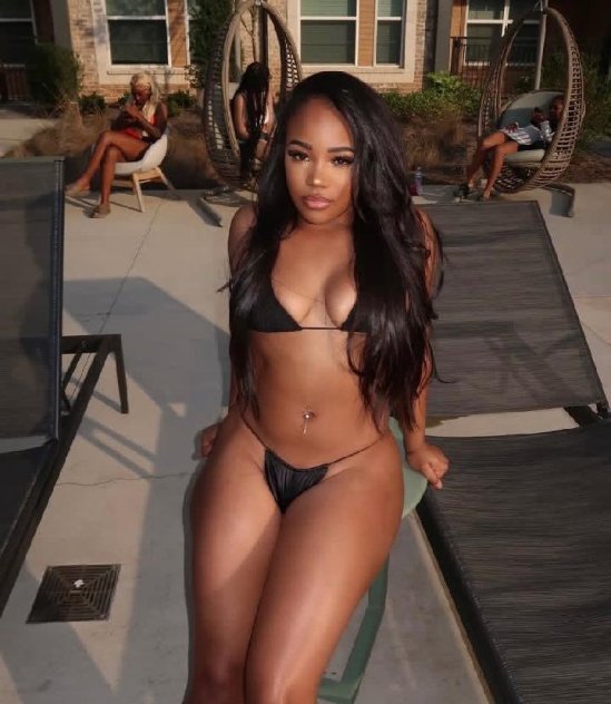 Independent companion CARAMEL 🍑 in Fort Lauderdale, Florida - HoneyAffair