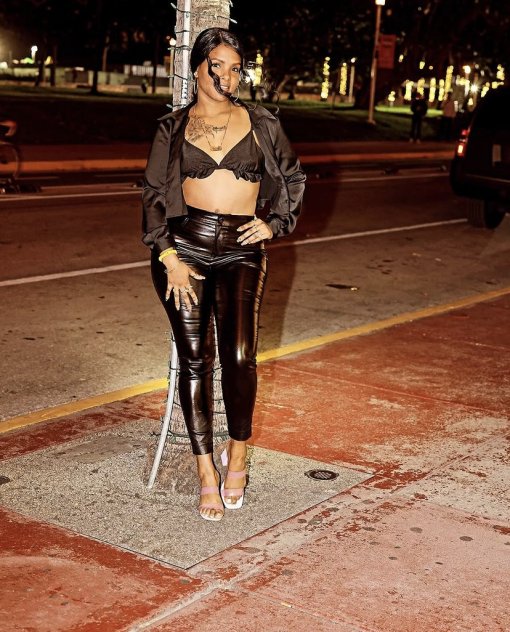 Independent companion 🔥KAROLL🍑 in Miami, Florida - HoneyAffair