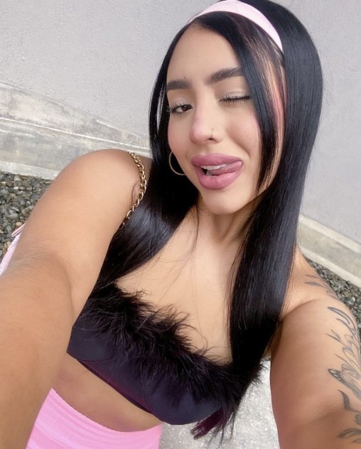 Independent companion Elena in Los Angeles , California - HoneyAffair