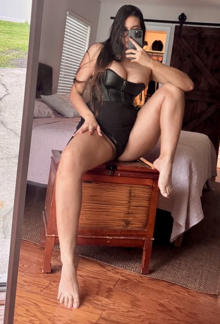 Colombiana outcall