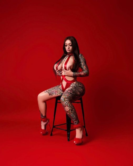 Independent companion pamela01 in Cedar Rapids, Iowa - HoneyAffair