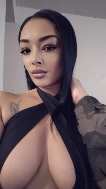 Mia