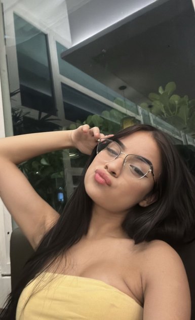 Independent companion Lucia in Santa Cruz, California - HoneyAffair