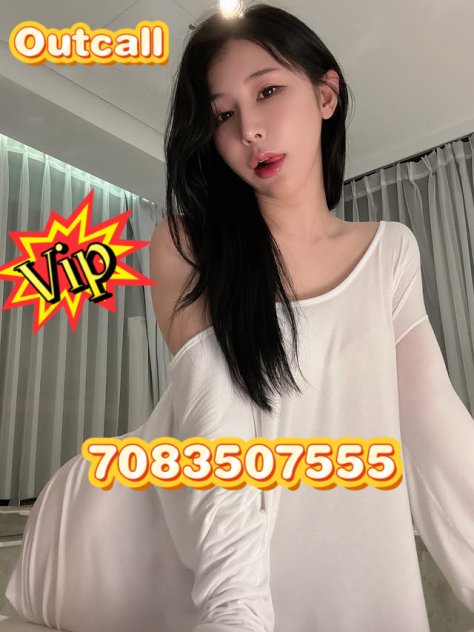 Independent companion outcall Mayumi 🍒 Throat Queen in Chicago, Illinois - HoneyAffair