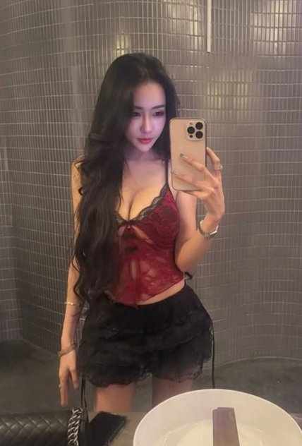 Independent companion New girls ♥️100% real in San Fernando Valley, California - HoneyAffair