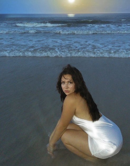Independent companion Natalie in Honolulu, hawaii - HoneyAffair