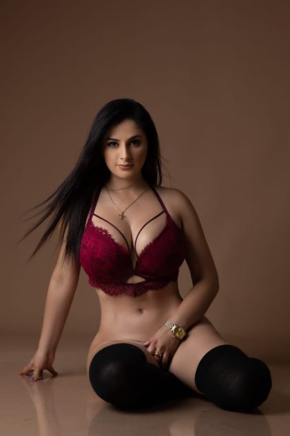Independent companion Available, call me in Orlando, Florida - HoneyAffair