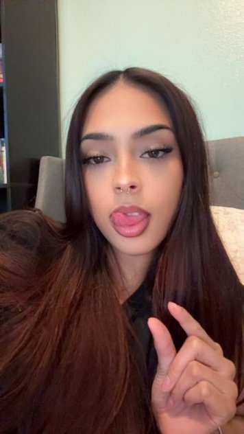 Independent companion Emily🍆🍑 in Boston, Massachusetts - HoneyAffair