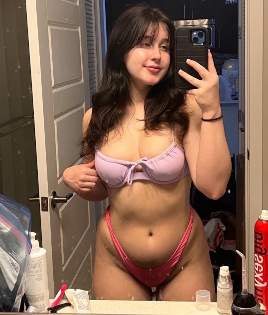 Independent companion Kathleen in San Diego, California - HoneyAffair