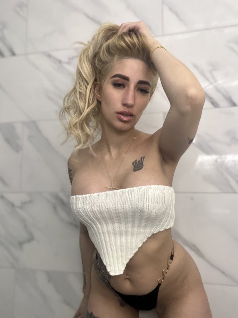 Independent companion Karol in Miami, Florida - HoneyAffair