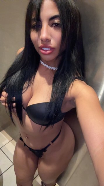 Independent companion Loren in Columbus, Ohio - HoneyAffair