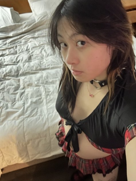 Yumi (Young Asian GFE Queen)