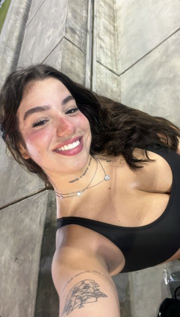 Independent companion Lesssie in Queens, New York - HoneyAffair