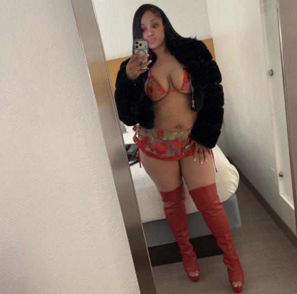 Independent companion KyaniLove in Decatur, Illinois - HoneyAffair