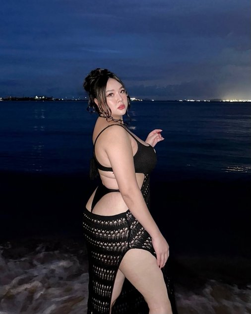 Independent companion Yoyomi in Appleton, Wisconsin - HoneyAffair