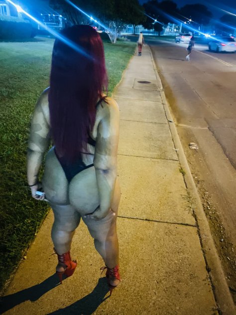 Independent companion OUTCALLSDallasNorth|SamRayburn in Dallas, Texas - HoneyAffair