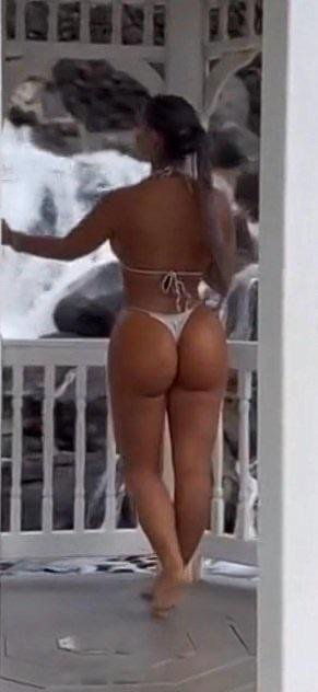 Independent companion nila in Honolulu, hawaii - HoneyAffair