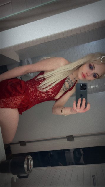 Independent companion Hailey in Manhattan, New York - HoneyAffair
