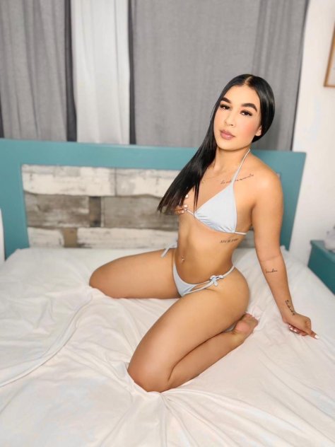 Independent companion Gennesi in Miami, Florida - HoneyAffair